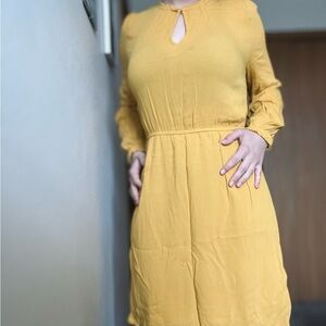 Old Navy Yellow Vintage Keyhole Neck Knee Length Dress Size M